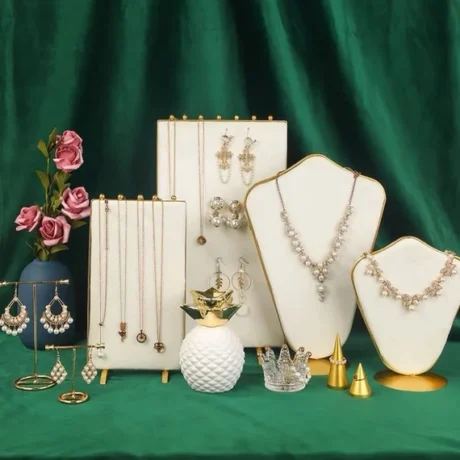 jewellery display